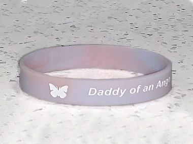 Daddy of an Angel Wristband - Pink & Blue